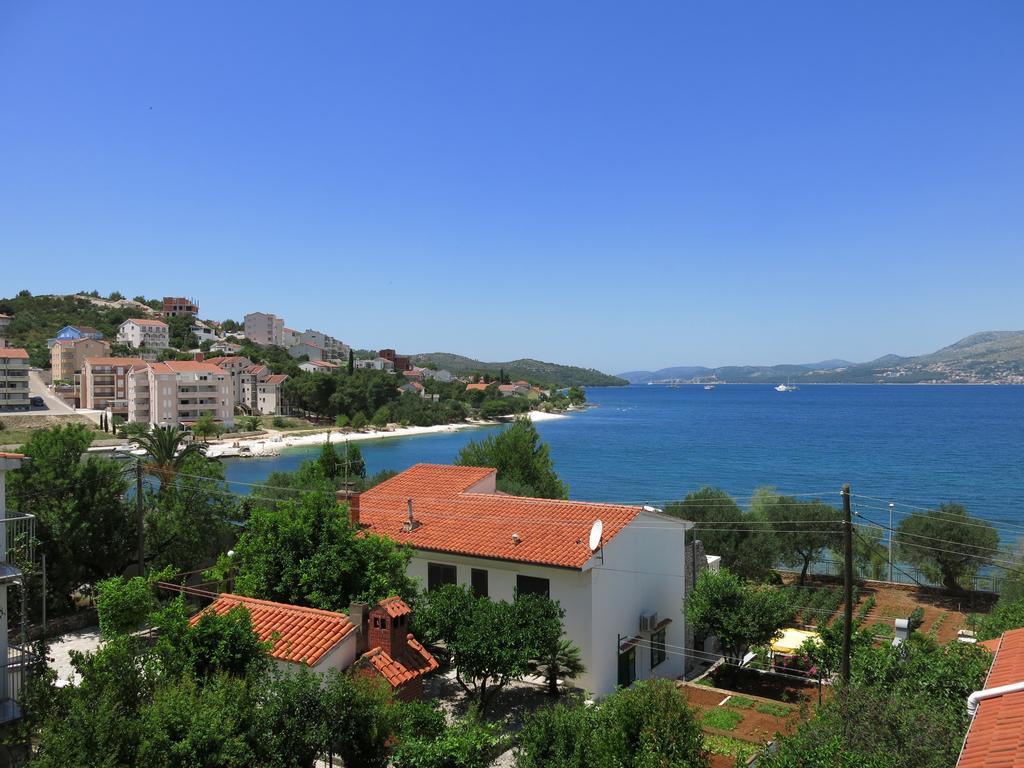 Apartments Luka Trogir Room photo