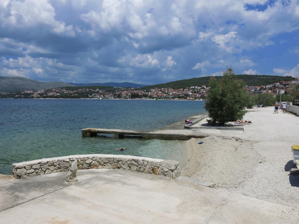 Apartments Luka Trogir Exterior photo