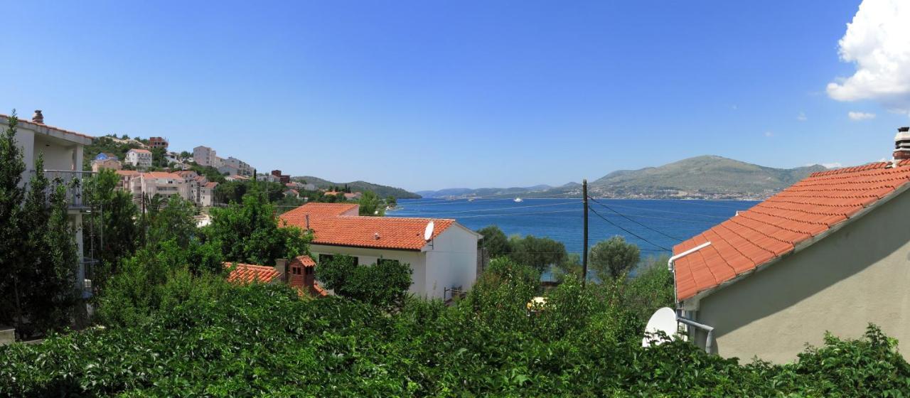 Apartments Luka Trogir Exterior photo