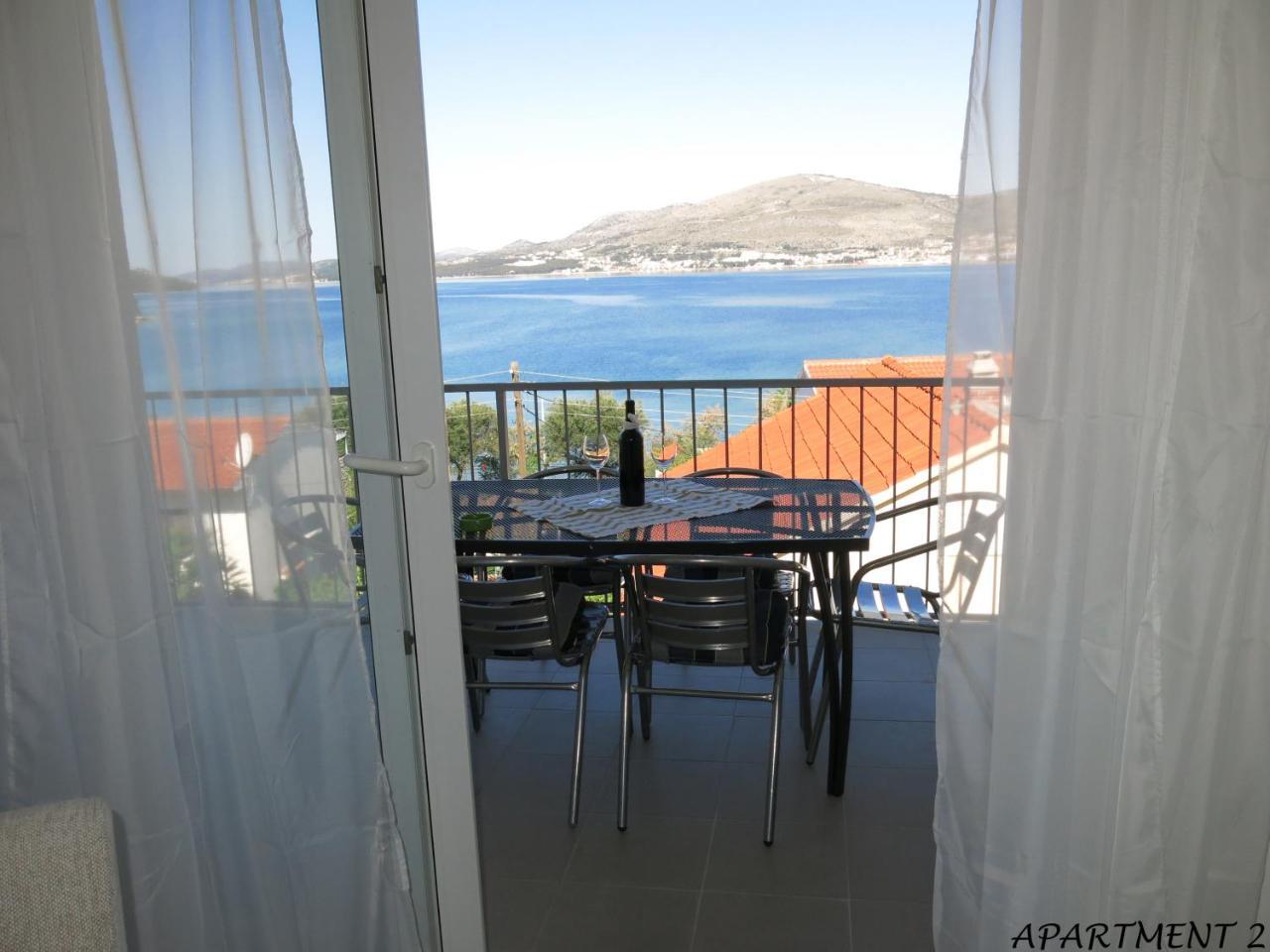 Apartments Luka Trogir Exterior photo